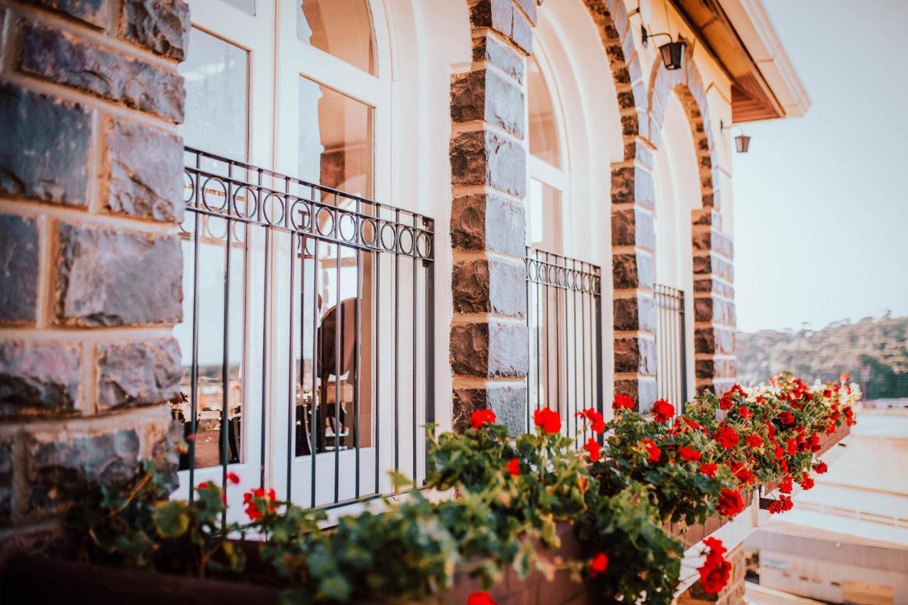 Castelo Boutique Hotel Fraiburgo Exterior photo